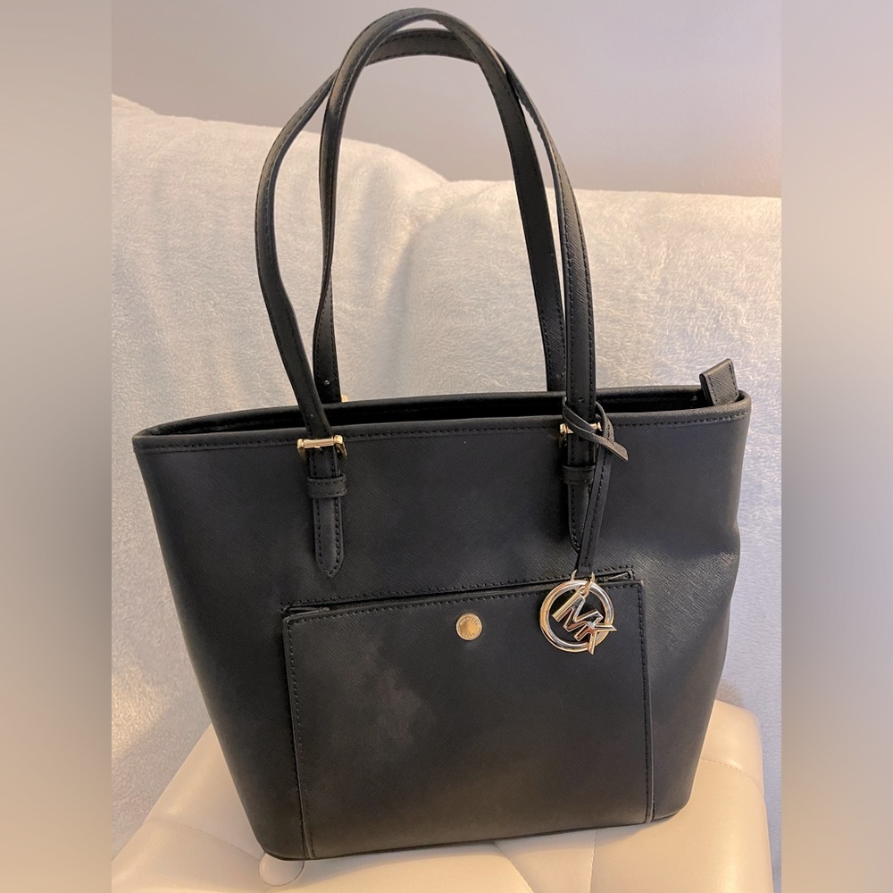 MK Michael Kors Black Shoulder Bag